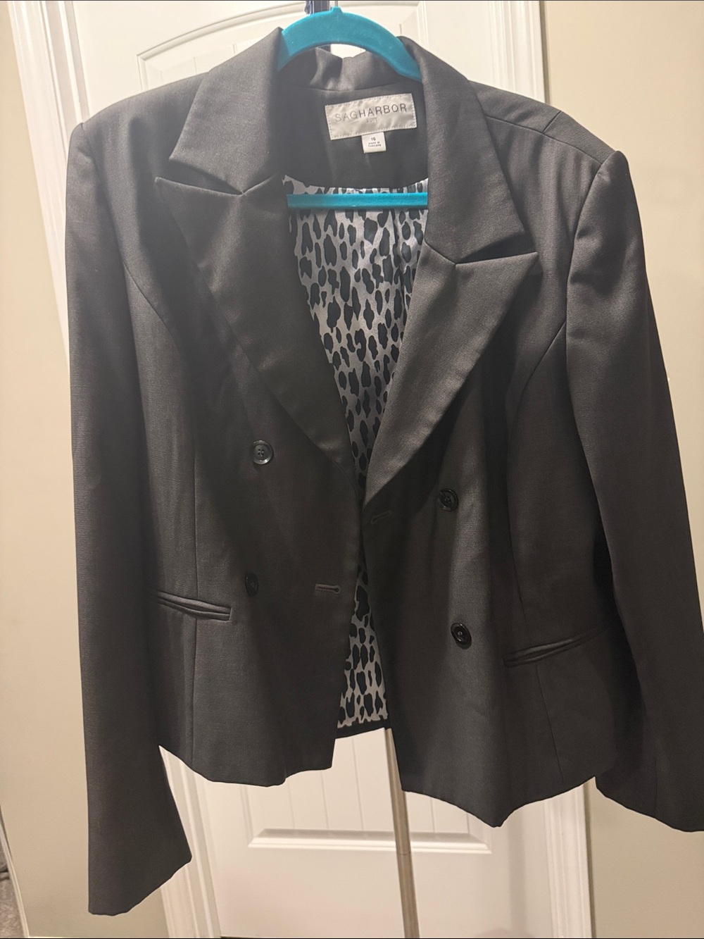 Sag Harbor Black Double-Breasted Blazer with Leopard-Print Lining
